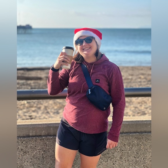 Meet your Posher, Leighanne! - Picture 3 of 5